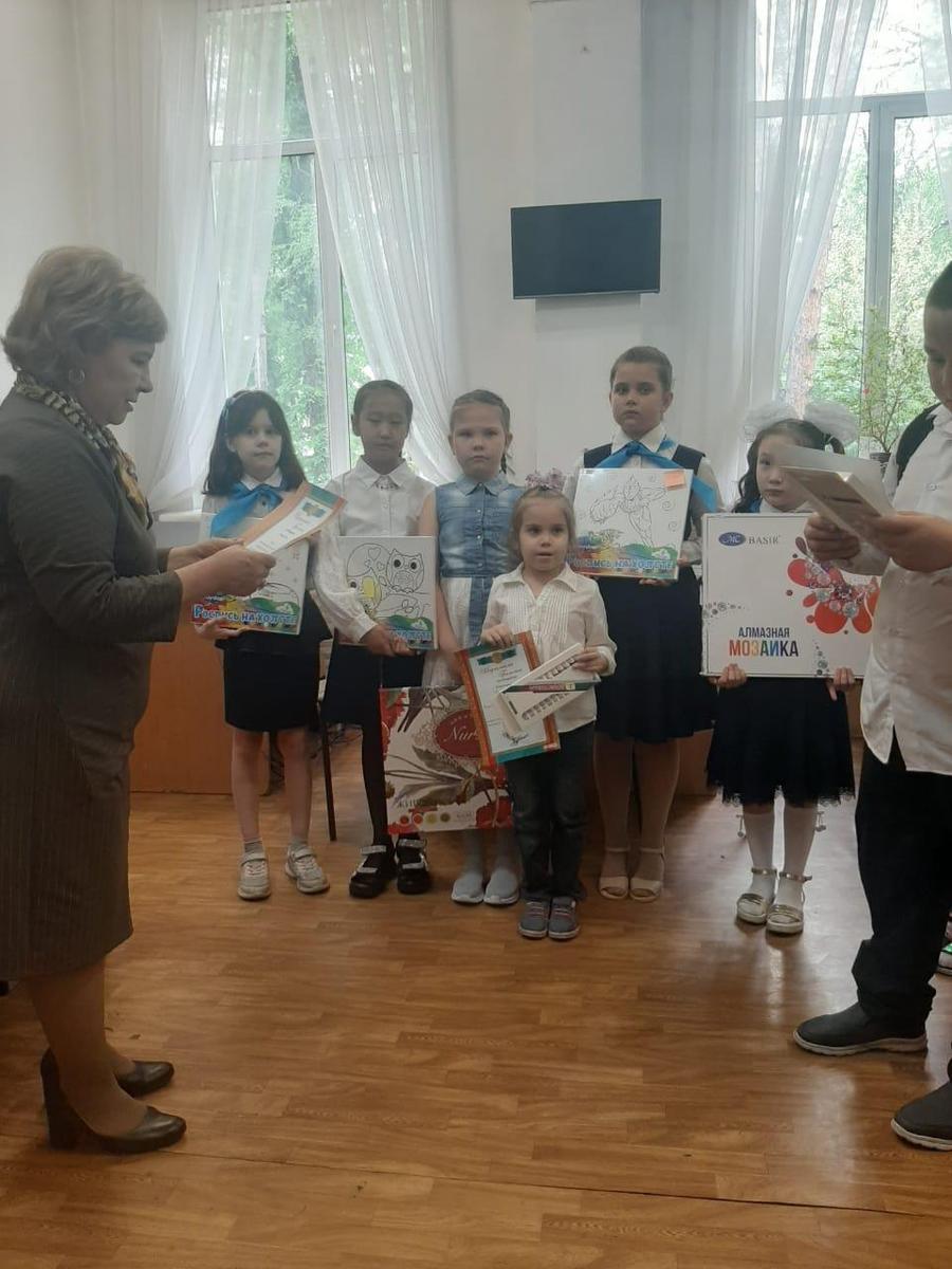 Приняли активное участие в районном конкурсе рисунков "Новый Казахстан -глазами ребенка".