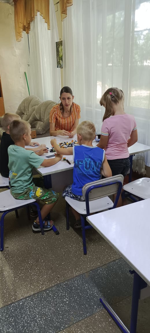 Фонетикалық есту мен А әріпін оқыту. Развитие фонетического слуха, изучение буквы А