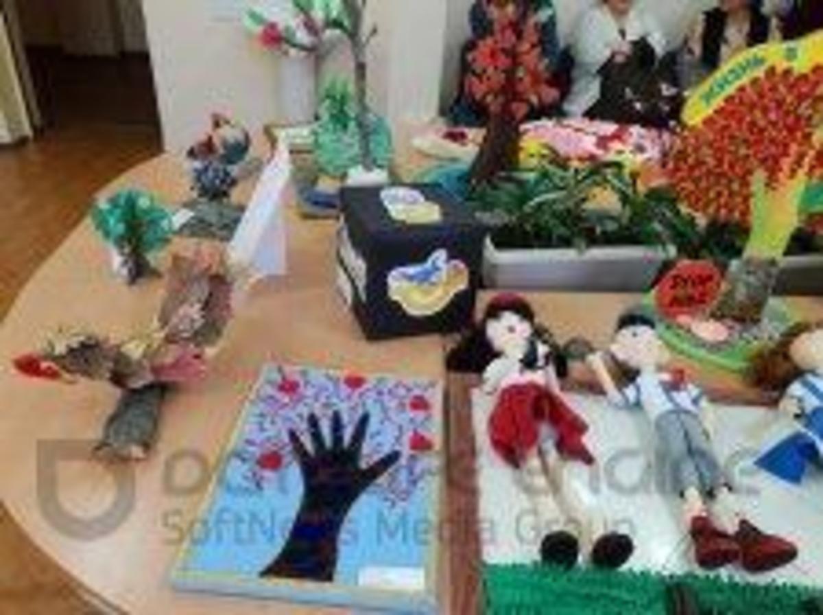 Городской конкурс поделок центра СПИД