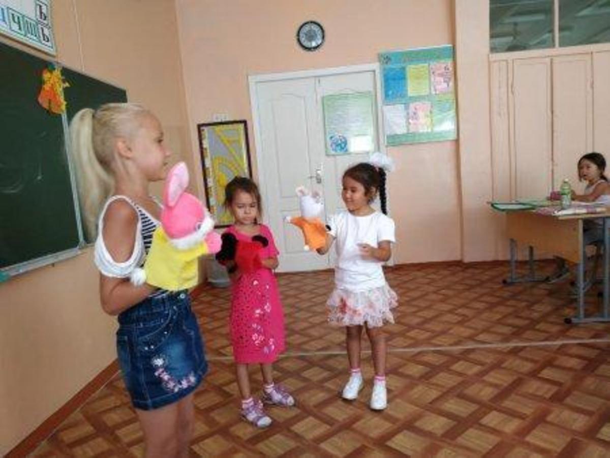 Постановка по знакомым сказкам