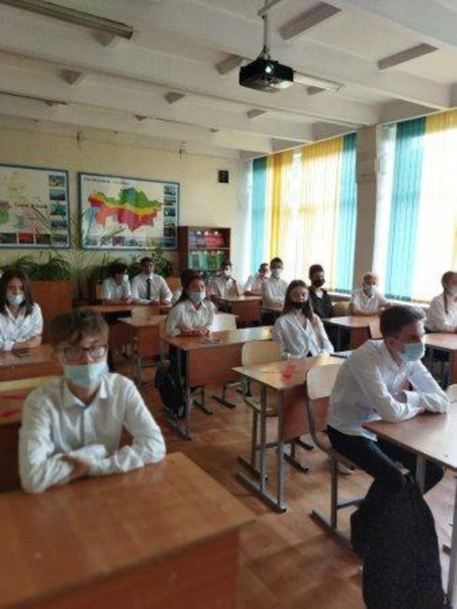 Проведены классные часы, открытые уроки на тему,, Достижения Независимости."