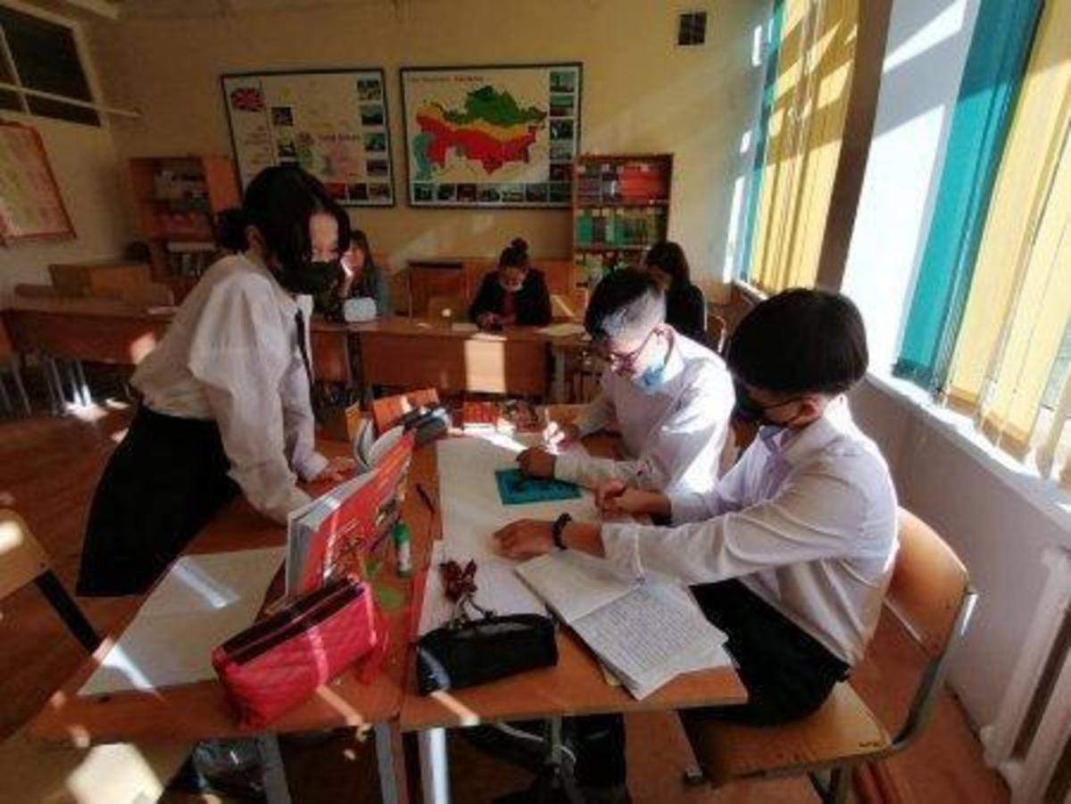 Проведён ряд внеклассных мероприятий, посвящённых Дню языков народов Казахстана.