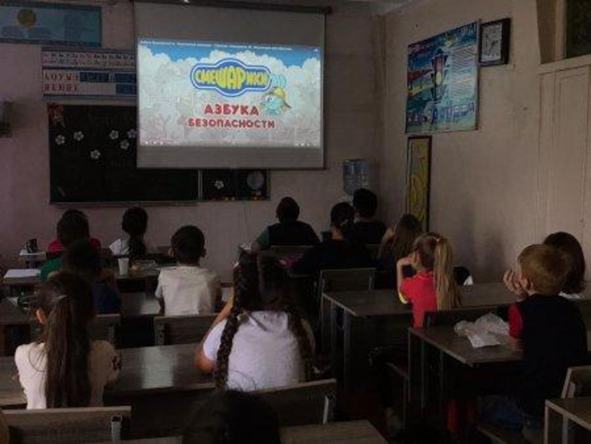Жазғы демалыстағы сабақ. Занятия в летней школе
