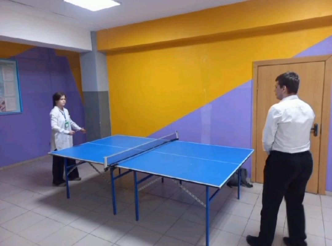 Үстел теннисінен біріншілік. Первенство по настольному теннису.