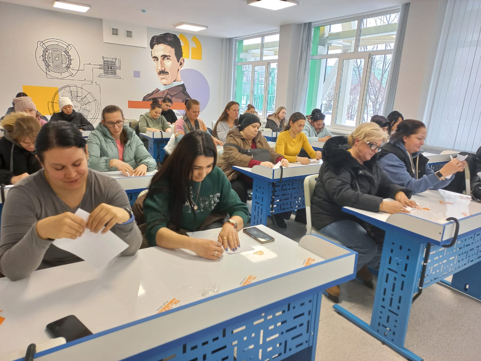 Ата-аналарға  педагогикалық қолдау көрсету орталығы.  Центр педагогической поддержки родителей.